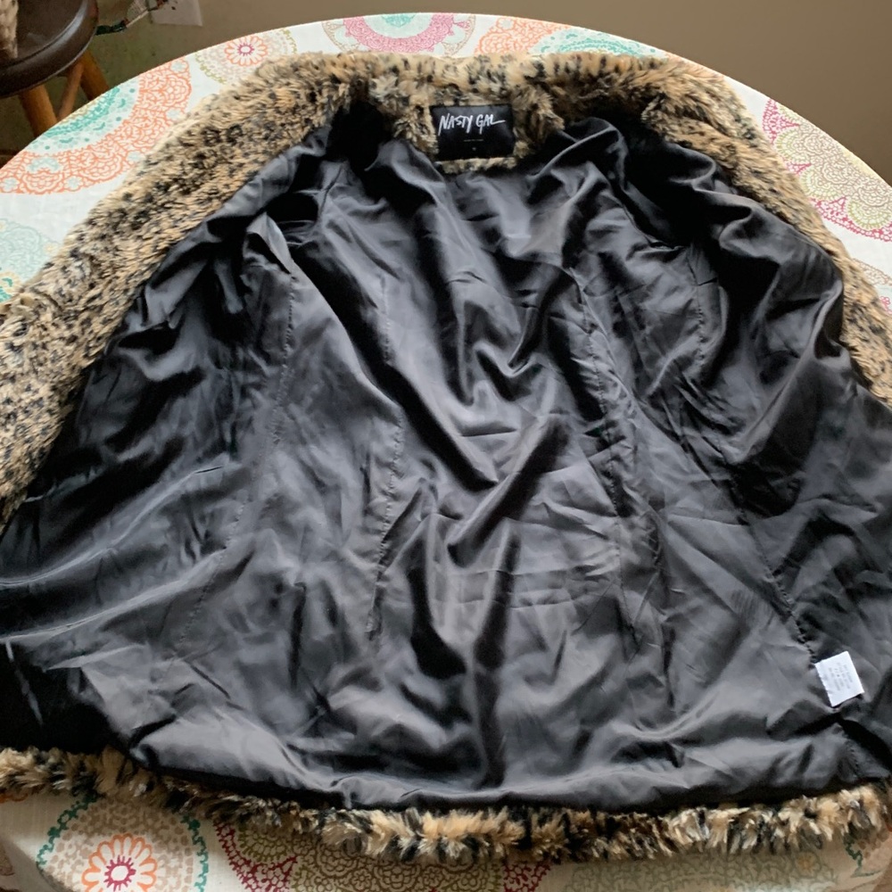 Nasty Gal Courtney Live Leopard Print Faux Fur Coat M EUC - Picture 10 of 14